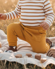 Calça Bebê e Infantil Unissex Com Bolso Canguru - Algodão Premium Liso | Amarela