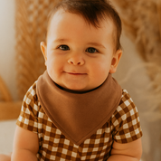 Bandana Babador Bebê Unissex –  Algodão Premium Liso | Caqui