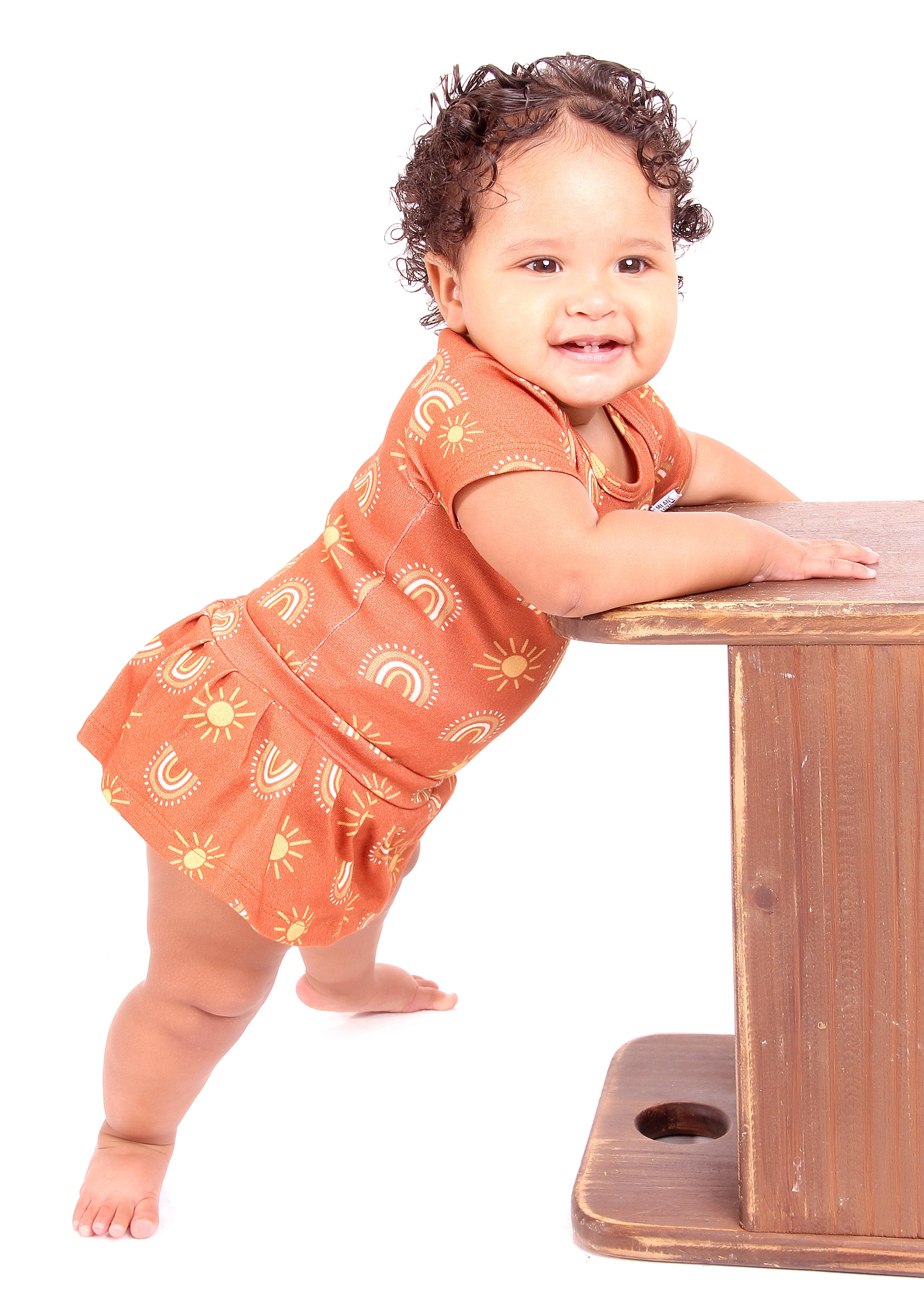 Body Bebê/Infantil Manga Curta Unissex - Algodão Stretch Estampa Exclusiva | Sol e Arco-Iris
