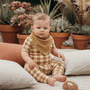 Bandana Babador Bebê Super Absorvente Forro Atoalhado Premium lisa cor bege classico