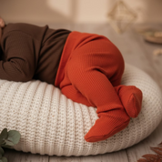 Calça Recém-Nascido com Pezinho Unissex – Algodão Canelado Premium Lisa | Telha