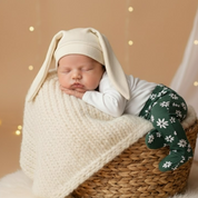 Kit: Body Kimono Algodão Premium Liso Branco + Calça de Pezinho Algodão Premium Estampa Exclusiva Daisy | Recém-Nascido à 3 Meses