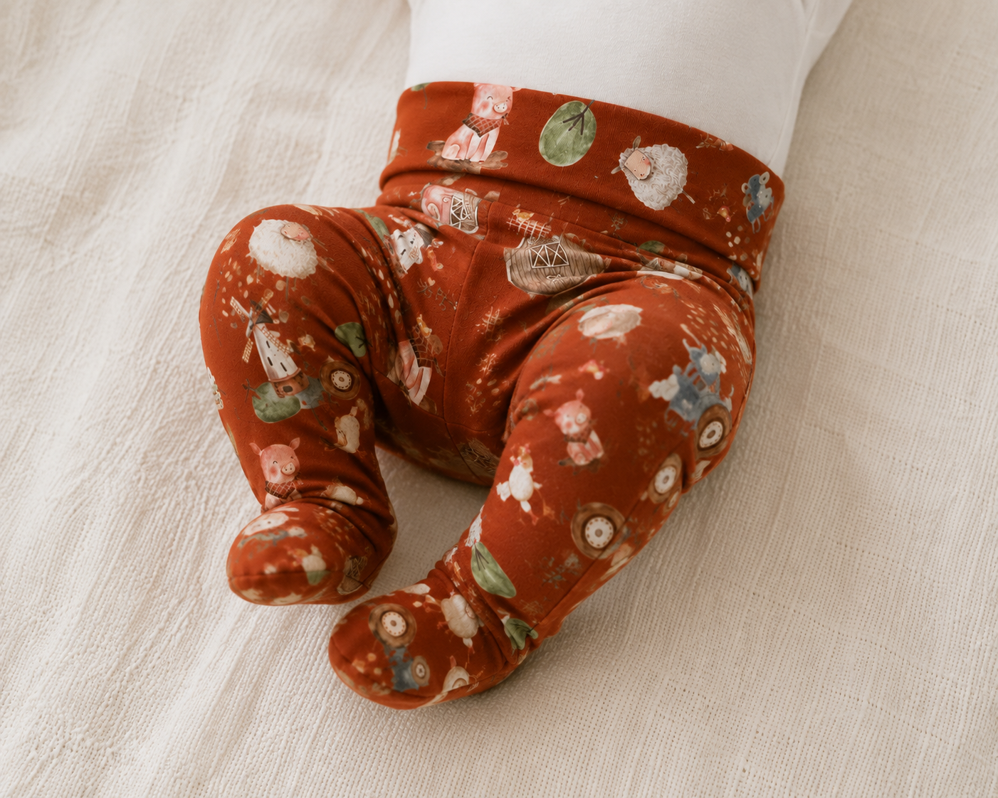 Calça Recém-Nascido à 3 meses com Pezinho – Cotton Adapt | Farm Days Terracota