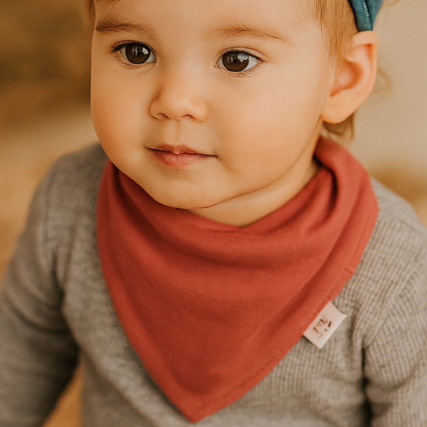 Bandana Babador Bebê Unissex –   Algodão Liso Premium | Terracota