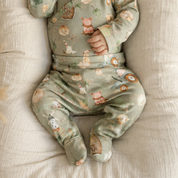 Calça Recém-Nascido à 3 meses com Pezinho – Cotton Adapt | Farm Days Sage