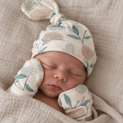 Kit Touca e Luvinha Recém-Nascido – Cotton Adapt | Nordic Bloom