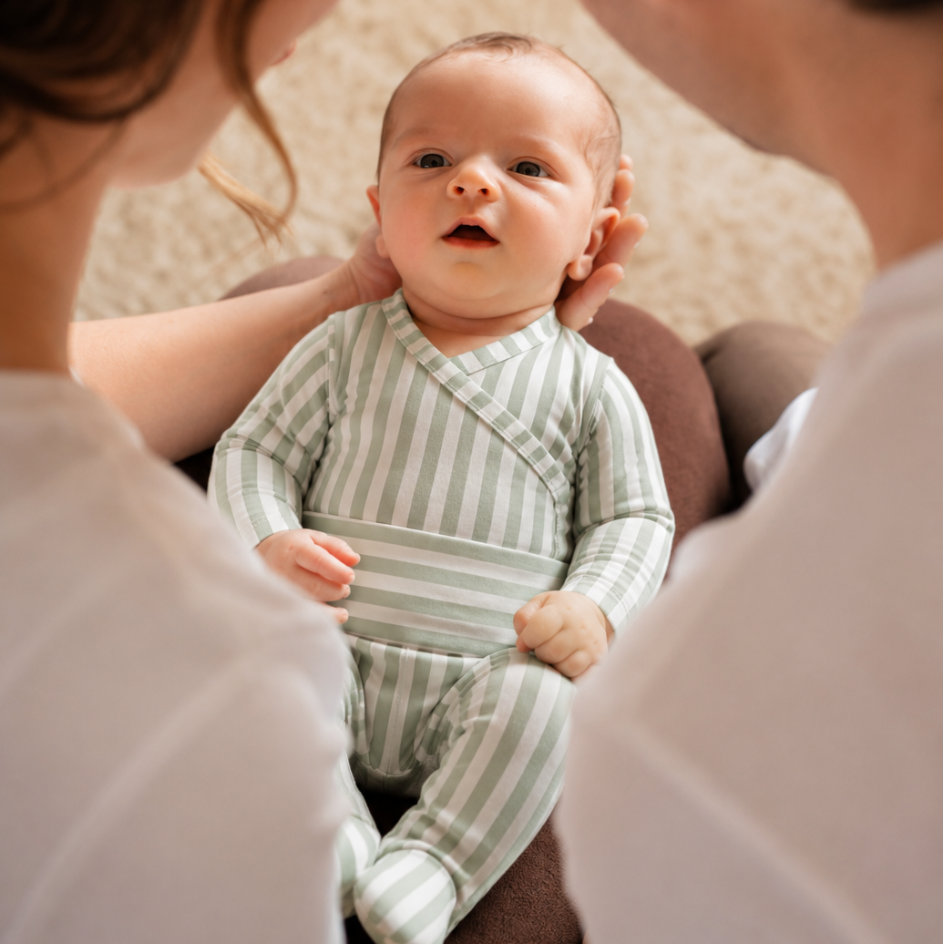 Kit Body Kimono + Calça com Pezinho Recém-Nascido a 3 Meses - Cotton Adapt | Listrado Retrô Sálvia