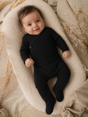 Kit Body Kimono + Calça com Pezinho – Recém-Nascido à 3 Meses | Algodão Canelado - Preto