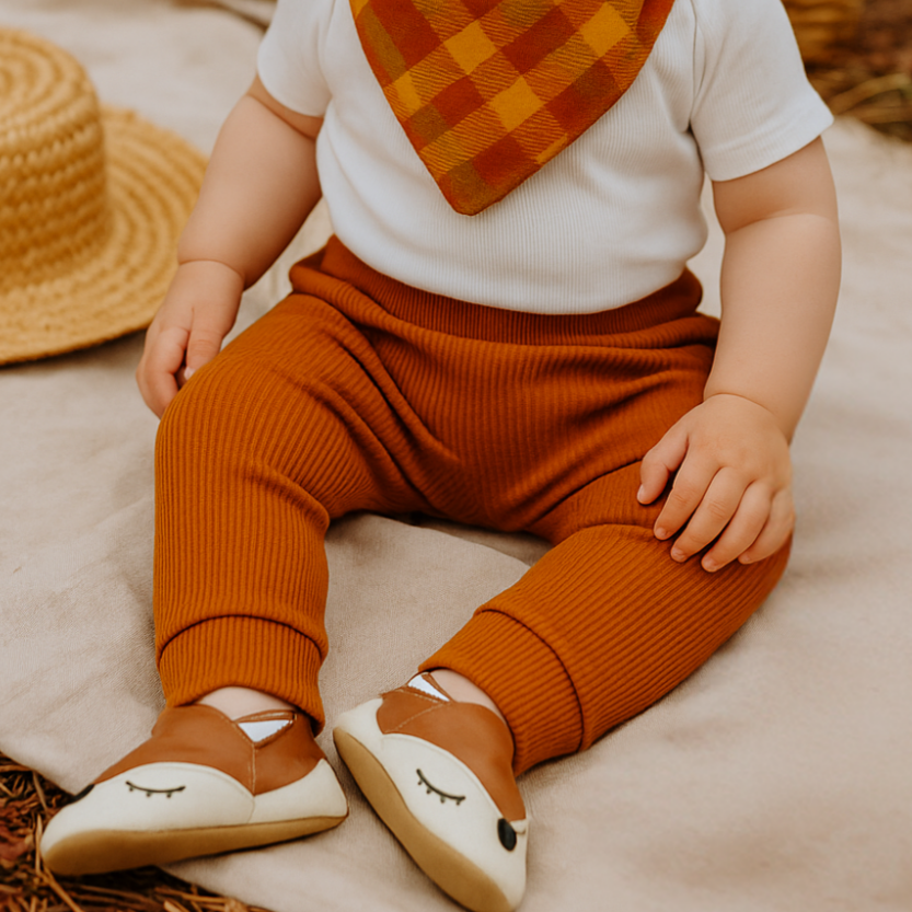 Calça Bebê e Infantil Unissex – Algodão Canelado Premium Liso | Caramelo