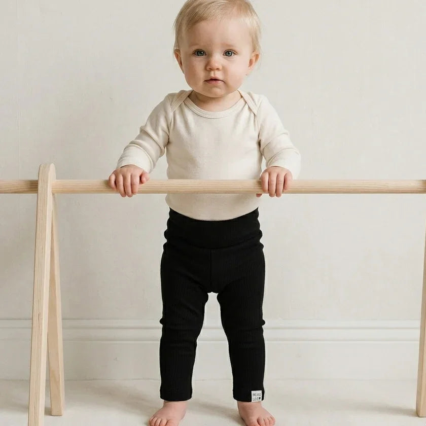 Legging - Algodão Canelado | Preto Clássico Minimalista