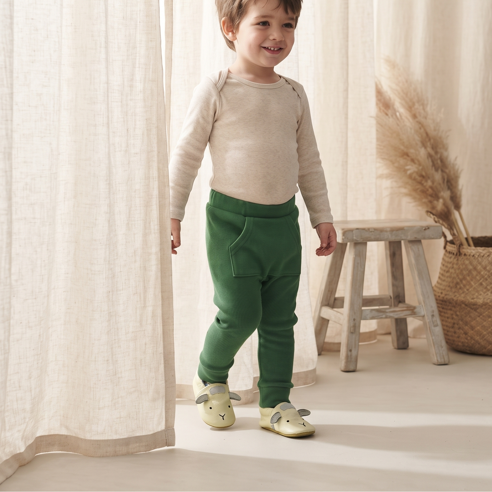 Calça Bolsão Canguru- Algodão Stretch | Verde Bandeira