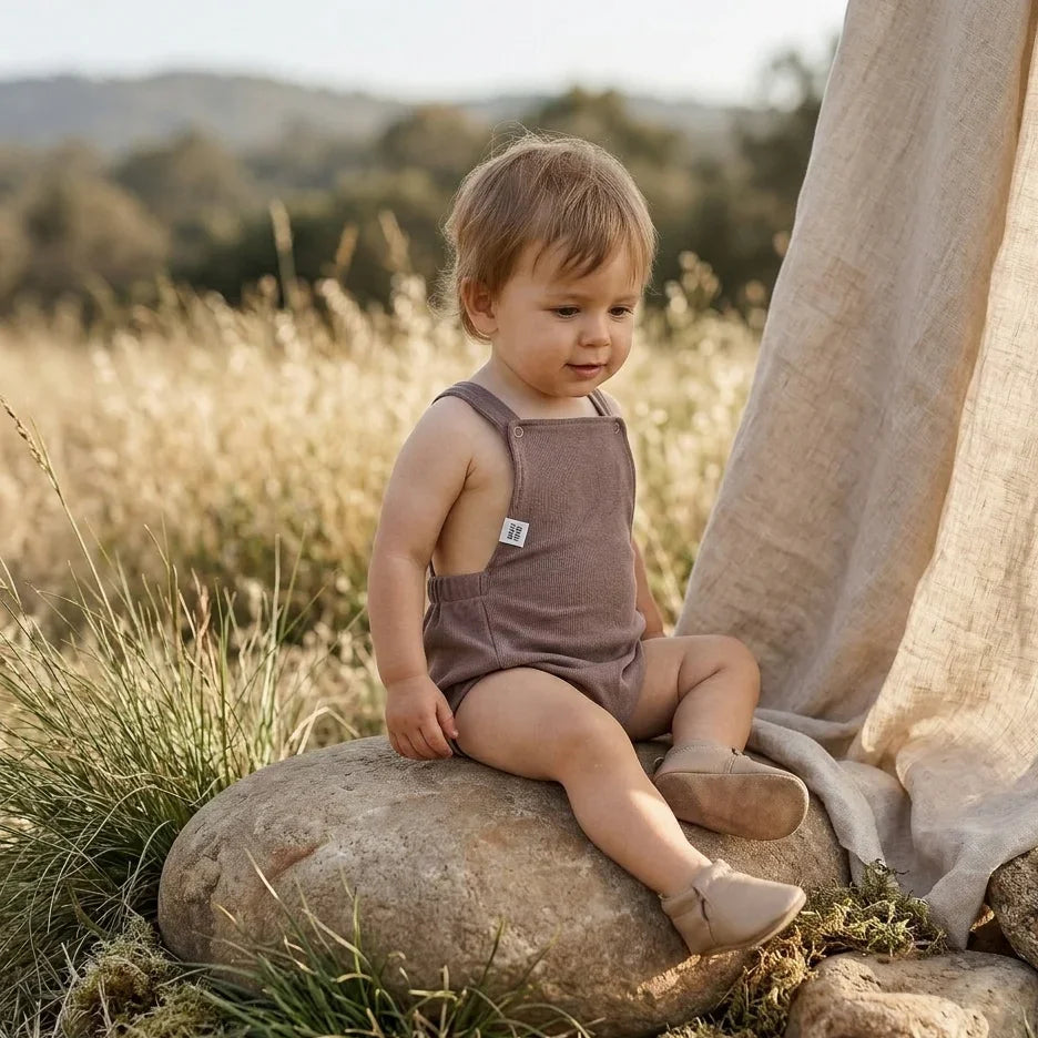 Jardineira Romper - Algodão Premium | Caqui
