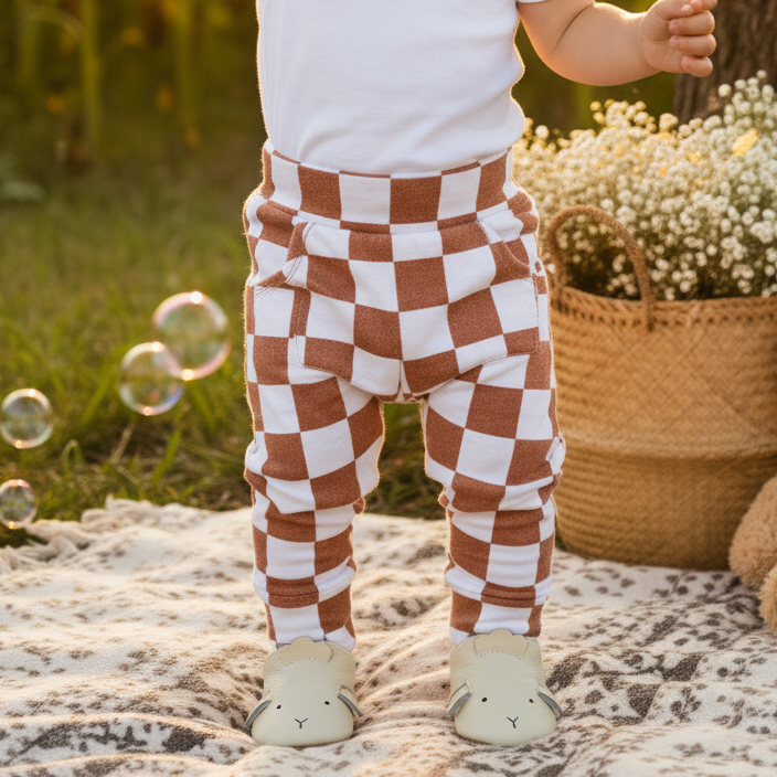 Calça Bebê/Infantil Unissex Com Bolso Canguru - Algodão Premium com Estampa Exclusiva | Plaid