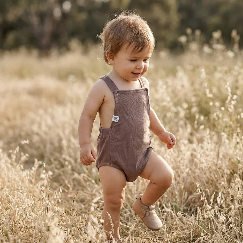 Jardineira Romper - Algodão Premium | Caqui