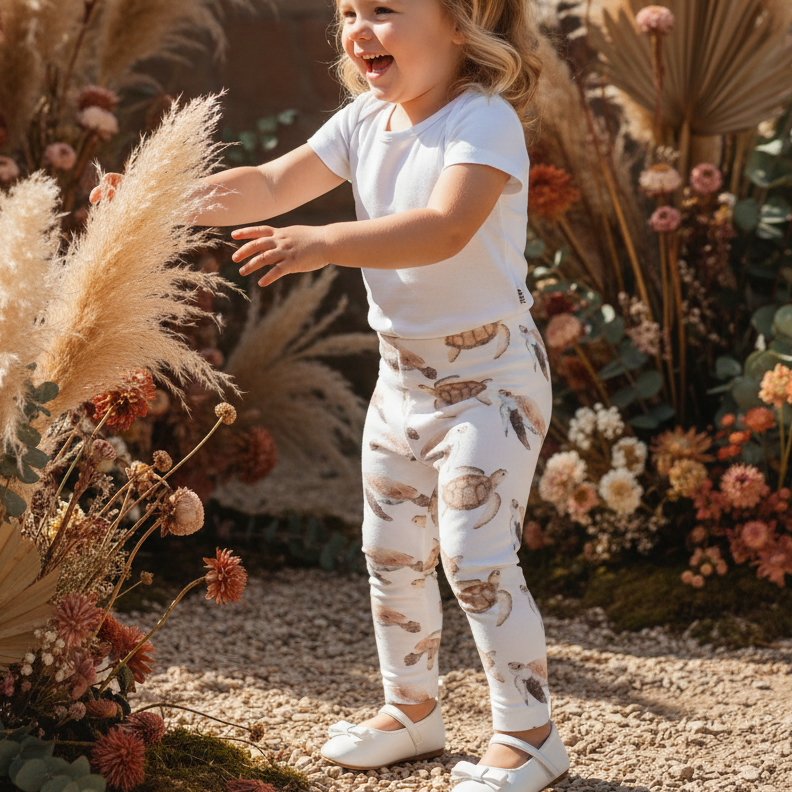 Legging Bebê e Infantil Menina – Algodão Premium Estampa Exclusiva | Tartarugas Aquareladas
