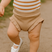 Short Bebê e Infantil Plissado Menina – Algodão Canelado Premium Liso | Marrom Claro