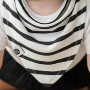 Bandana Babador Bebê Unissex - Algodão Premium Estampa Exclusiva | Listras Pretas