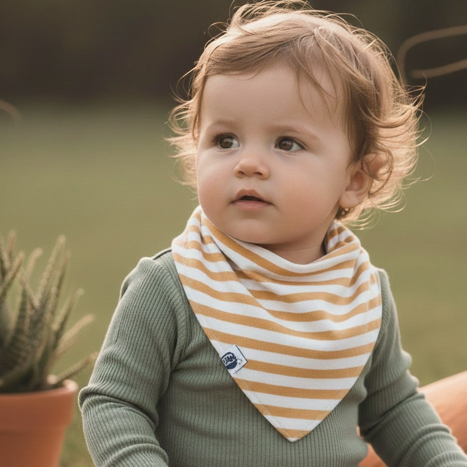 Bandana Babador Bebê Unissex – Algodão Premium Estampa Exclusiva | Listras Amarelas