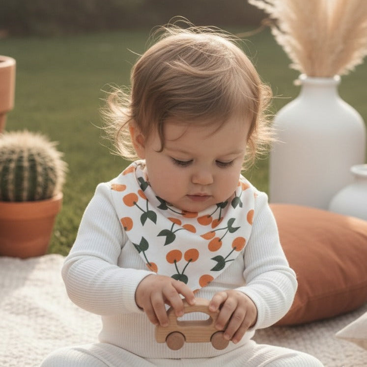 bandana babador bebe estampa exclusiva e forro atoalhado  means  love baby