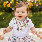 bandana bebe babador atoalhado means love baby estampada circo vintage bebe usando