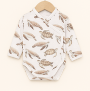 Body Kimono Bebê Recém-Nascido Unissex - Algodão Premium Estampa Exclusiva | Tartarugas Aquareladas