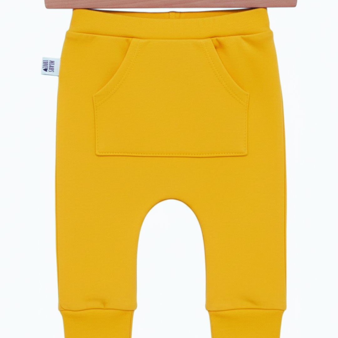 calca_amarela_algodao_premium_100_por_cento_means_love_baby_lisa_amarela