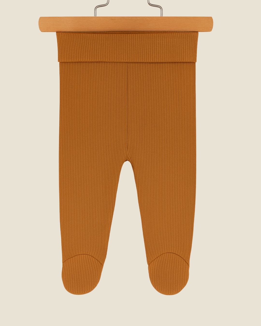 Calça Recém-Nascido com Pezinho Unissex – Algodão Canelado Premium Lisa | Caramelo