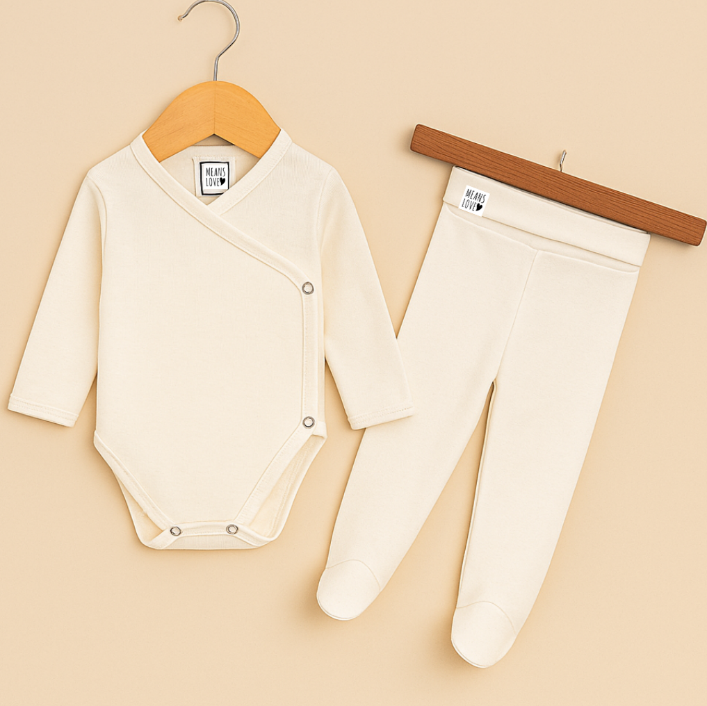 conjunto_2_pe_as_recem_nascido_body_kimono_e_calca_pezinho.png