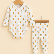 Kit Recém-Nascido – Calça com Pezinho + Body Kimono Unissex | Estampa Exclusiva Mini Laranjinhas Bojo