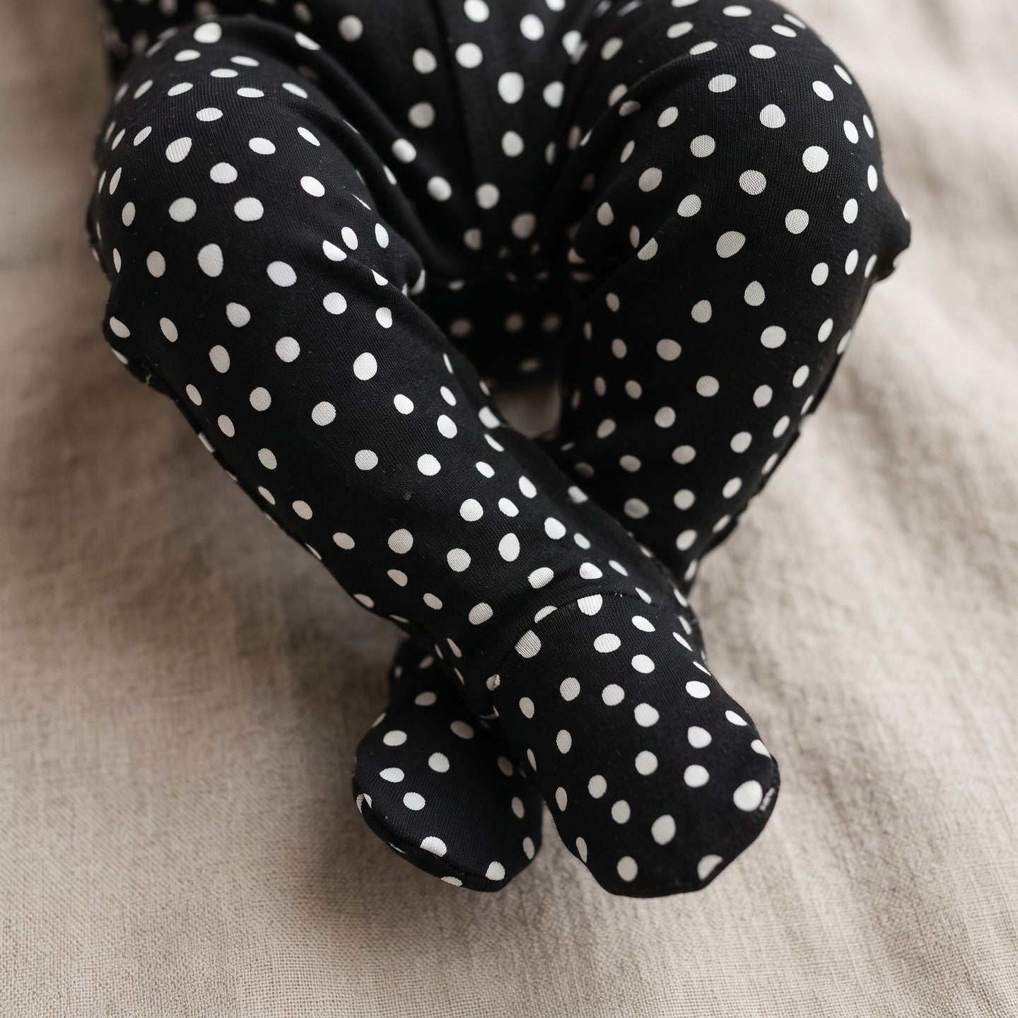 Calça Recém-Nascido à 3 meses com Pezinho – Cotton Adapt | Petit Poá